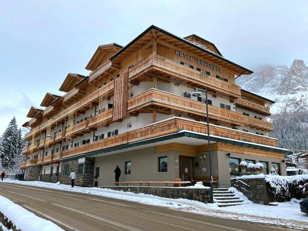 Hotel Colfosco San Martino Di Castrozza Bagian luar foto