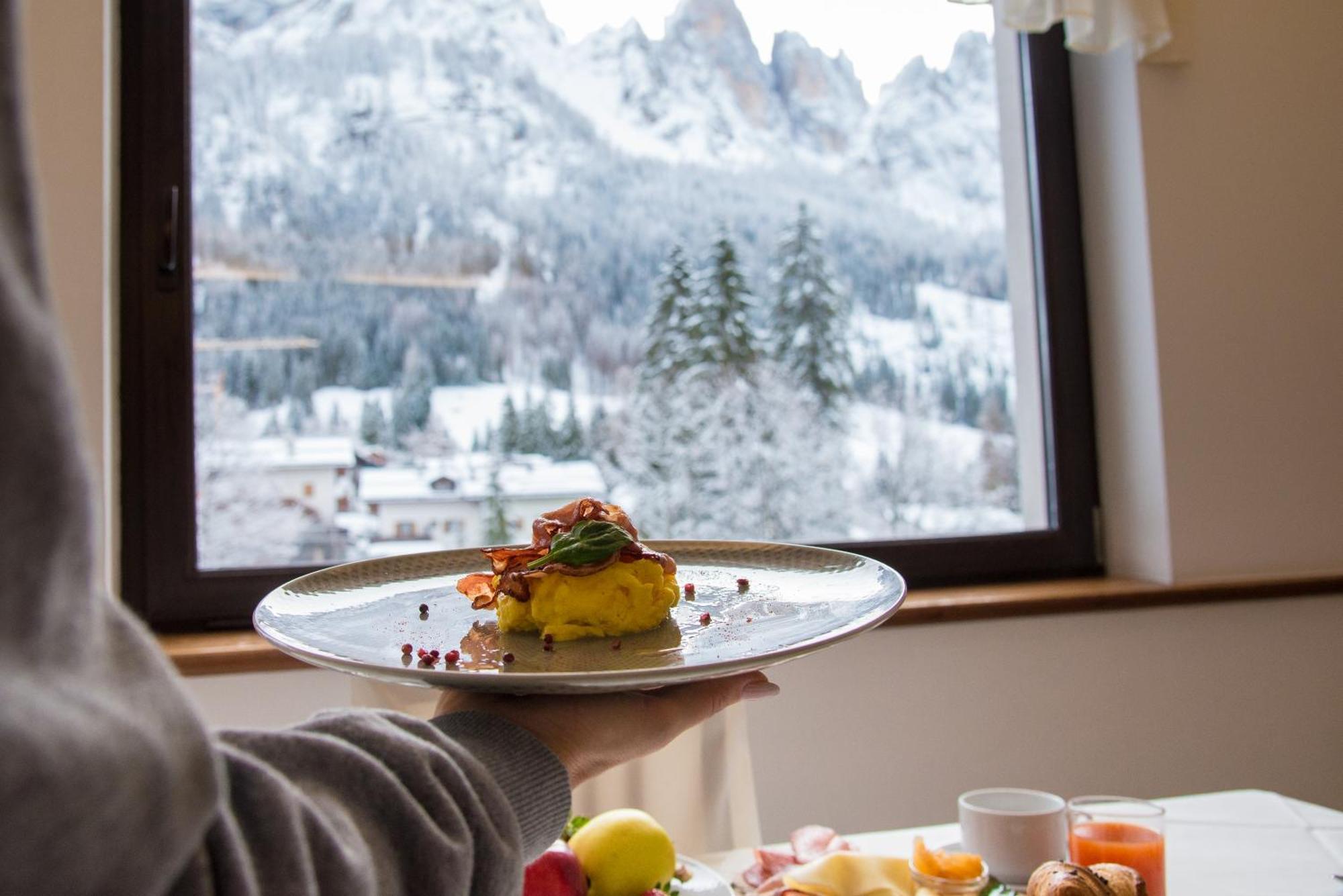 Hotel Colfosco San Martino Di Castrozza Bagian luar foto