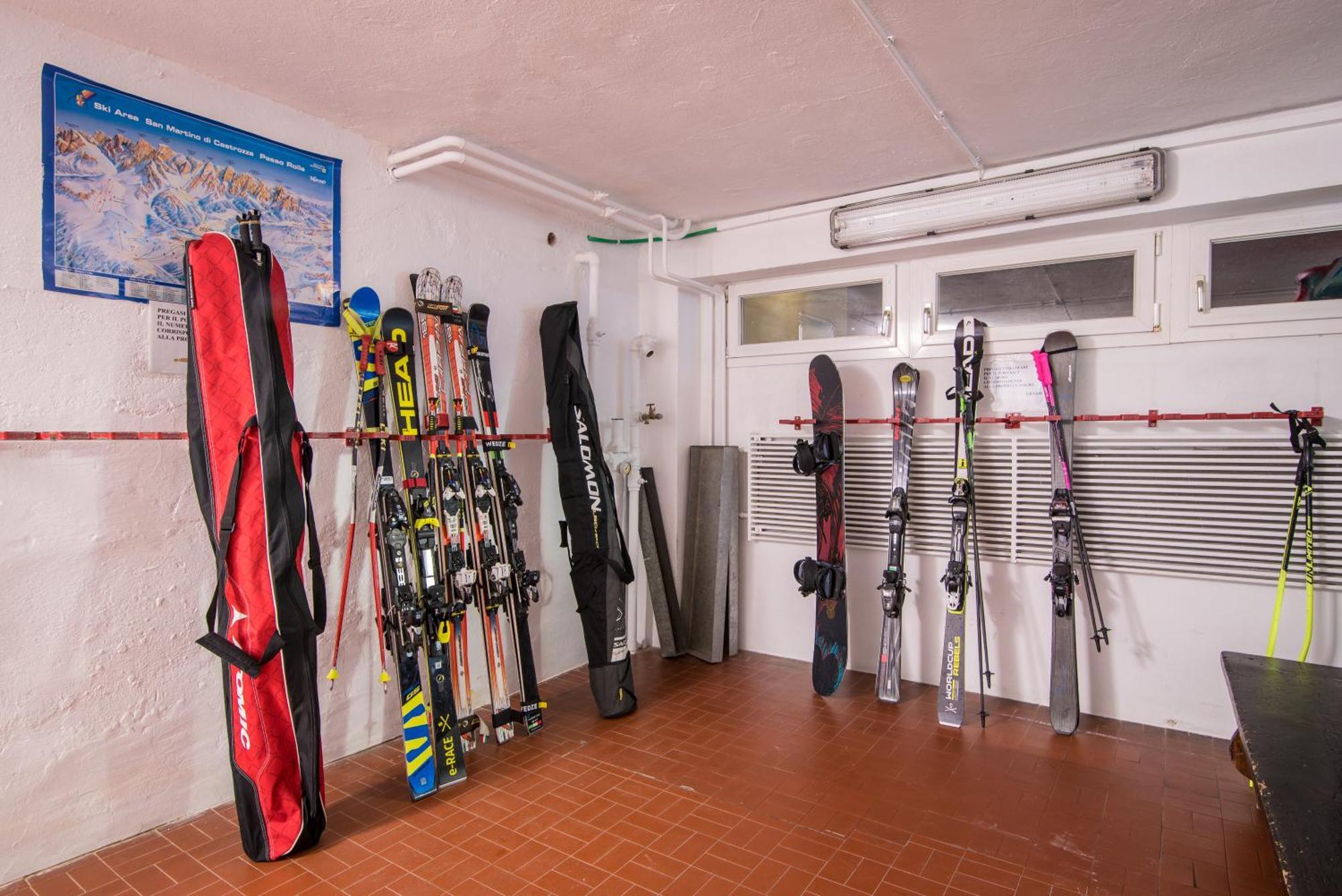 Hotel Colfosco San Martino Di Castrozza Bagian luar foto