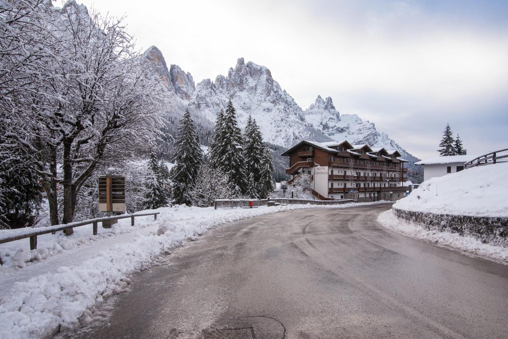 Hotel Colfosco San Martino Di Castrozza Bagian luar foto