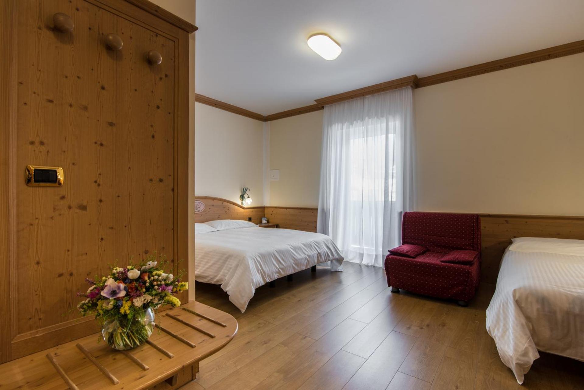 Hotel Colfosco San Martino Di Castrozza Bagian luar foto