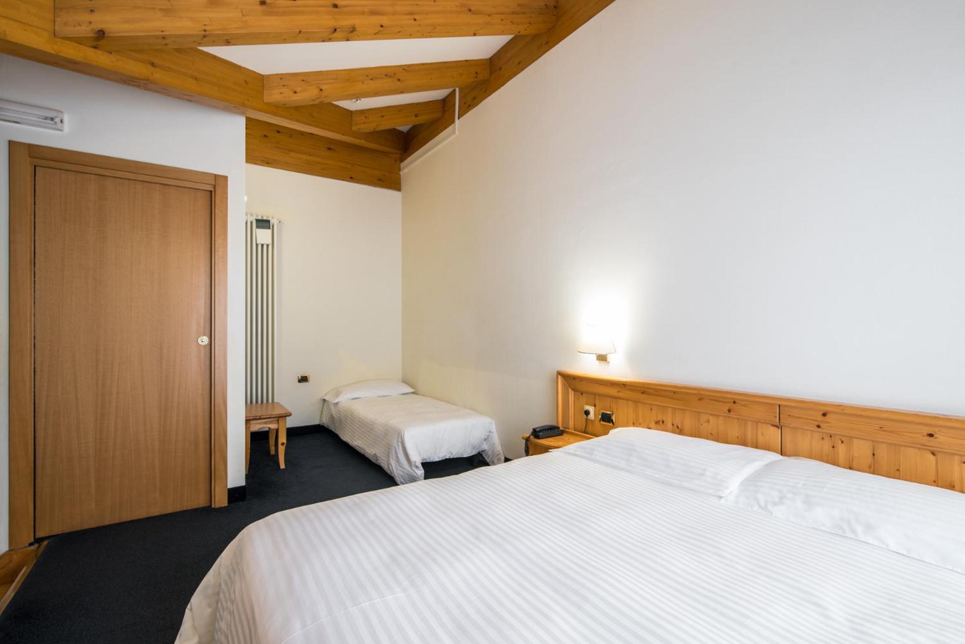 Hotel Colfosco San Martino Di Castrozza Bagian luar foto